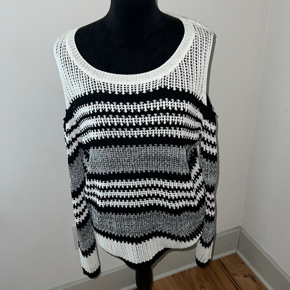 Maxsport cold shoulder loose knit crew neck ivory black stripes sweater Sz XL